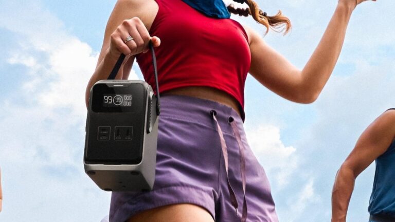 EcoFlow-Trail-300-DC-Portable-Power-Station-01.jpg