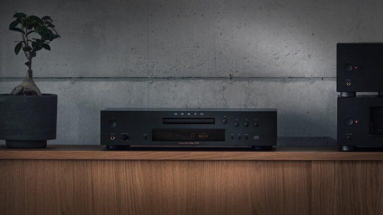 Onkyo-Icon-C-30-CD-Player-001.jpg