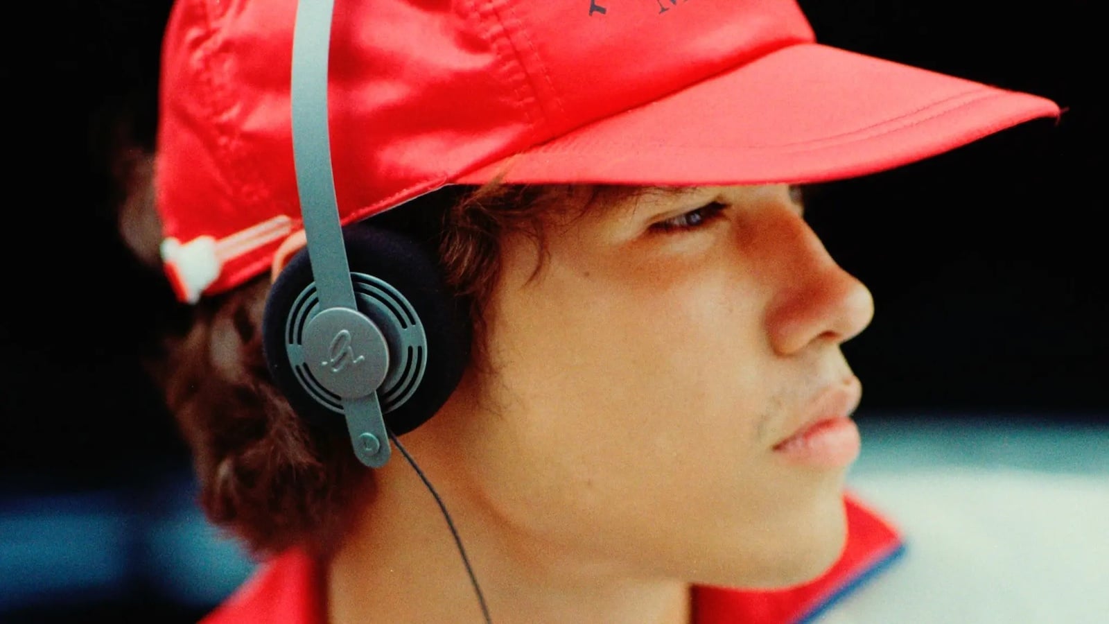 Gadhouse-Wesley-Wired-Headphones-01.jpg
