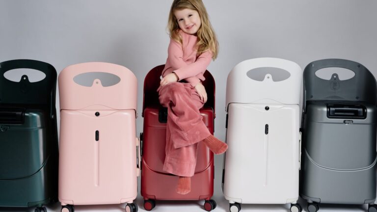 MIAMILY-Carry-On-001.jpg