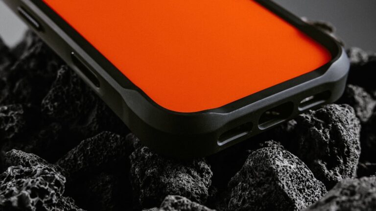 Nomad-Rugged-Case-for-iPhone-17-01.jpg