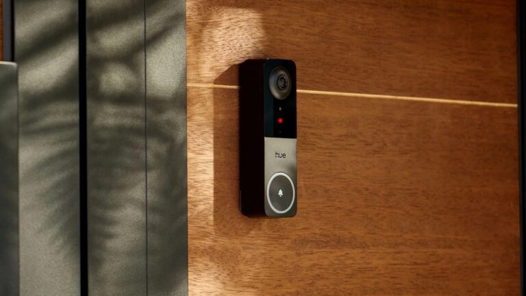 Philips-Hue-Wired-Video-Doorbell-01-.jpg