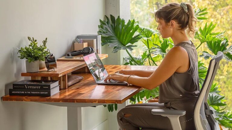Wildwood-Standing-Desk-01.jpg