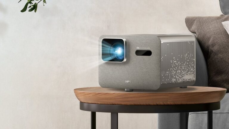 BenQ-TK705i-01.jpg