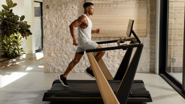 NordicTrack-Ultra-1-Treadmill-05.jpg