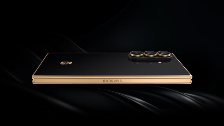 Samsung-W26-01.jpg