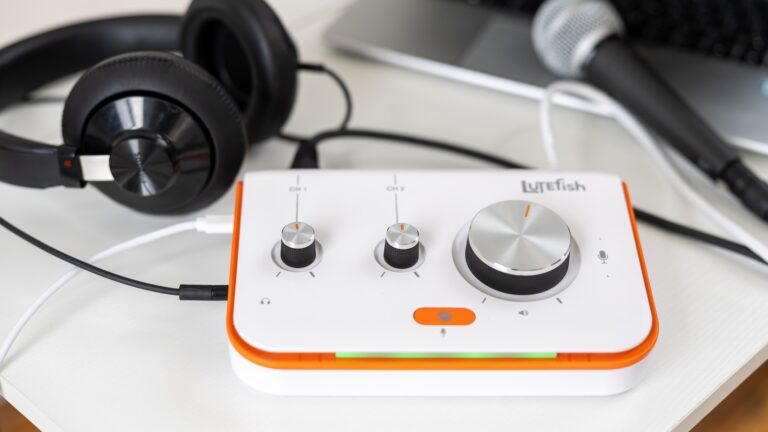 Lutefish-Stream-Jam-Device-01.jpg