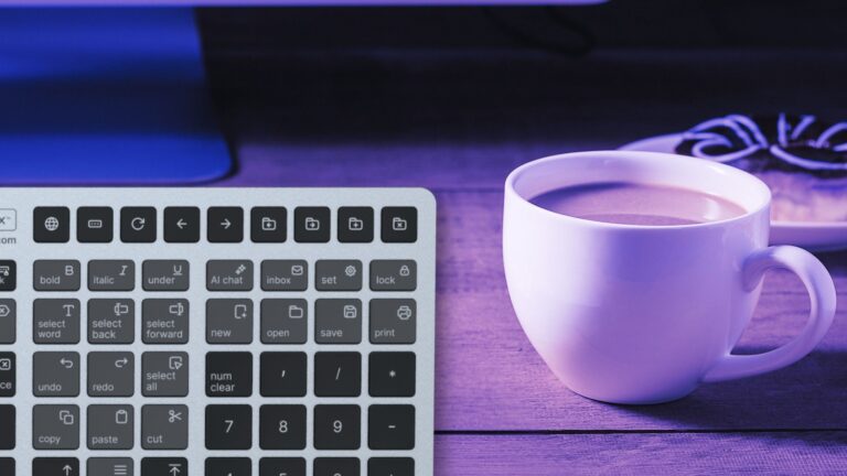 QwertyMax-Keyboard-01.jpg
