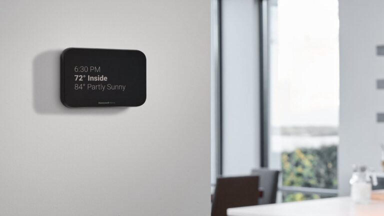 Honeywell-X8S-Smart-Thermostat-01.jpg