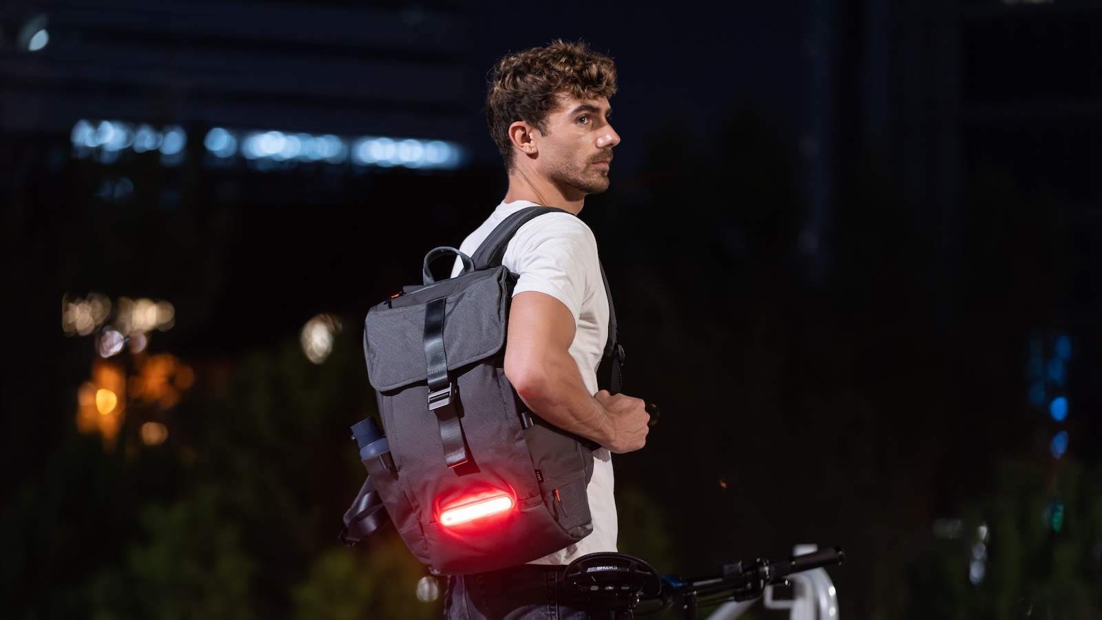 UNIT-1-TORCH-Backpack-05.jpg