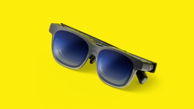VITURE-x-Cyberpunk-2077-Luma-Cyber-XR-Glasses-02.jpg