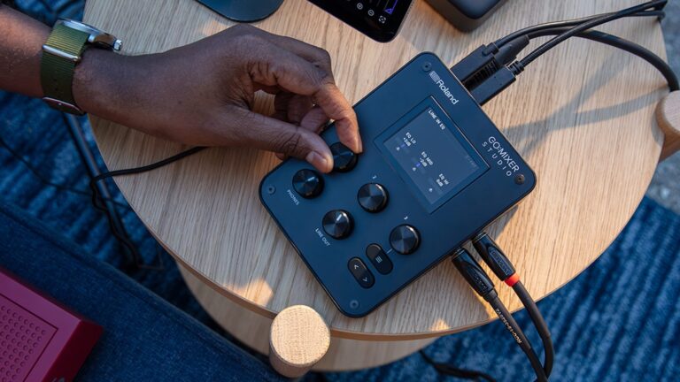 GOMIXER-STUDIO-Audio-Mixer-Interface-01.jpg
