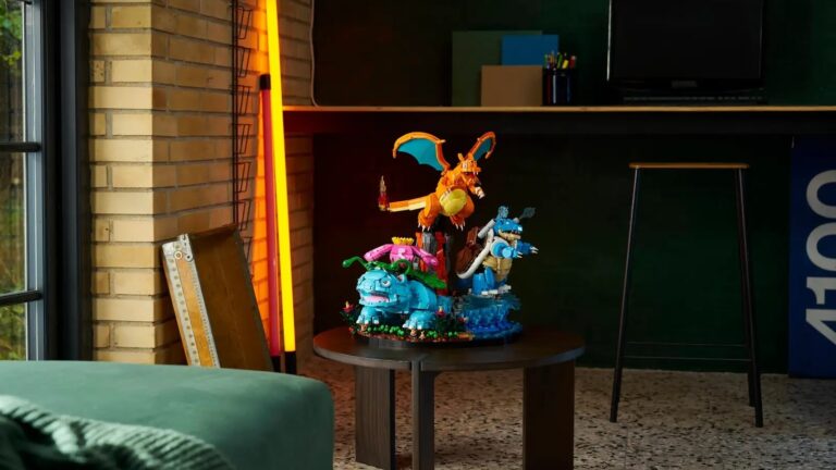 Venusaur-Charizard-and-Blastoise-LEGO-01.jpeg