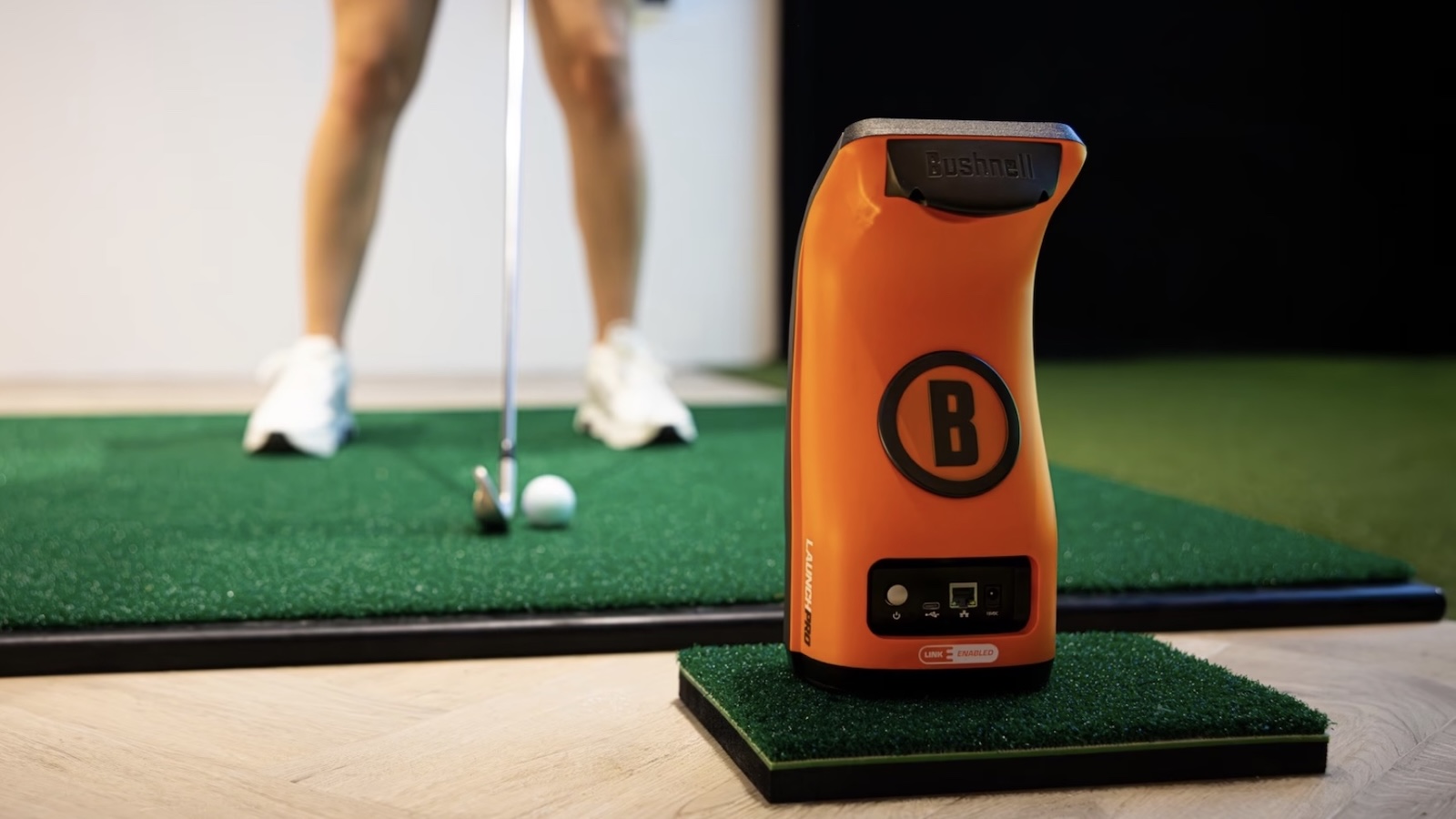 Bushnell-Golf-Launch-Pro-Golf-Launch-Monitor-01.jpg