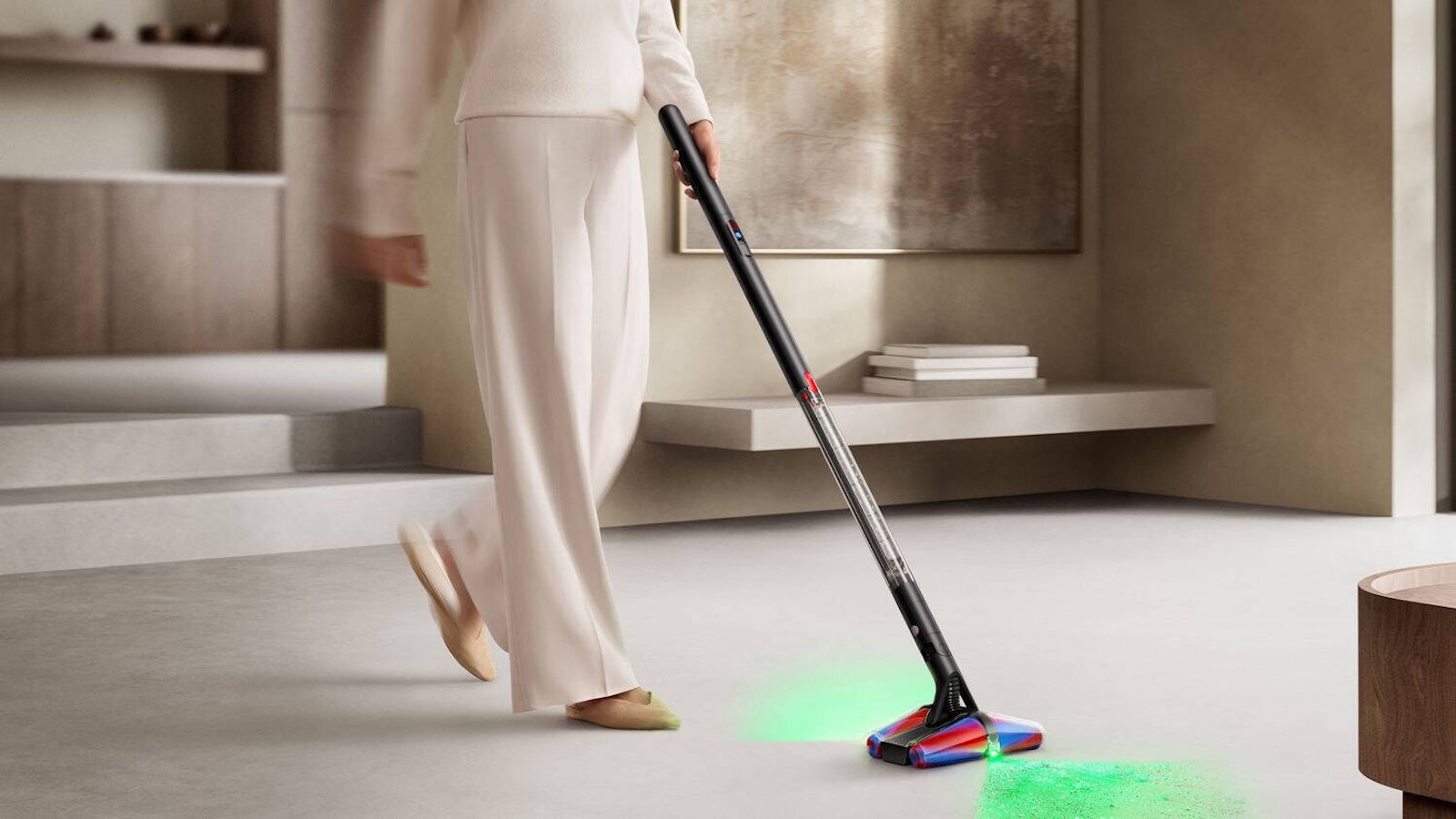Dyson-PencilVac-Fluffycones-Vacuum-Cleaner-01.jpg