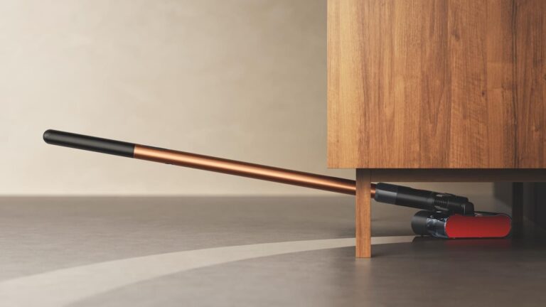 Dyson-PencilWash-01.jpeg