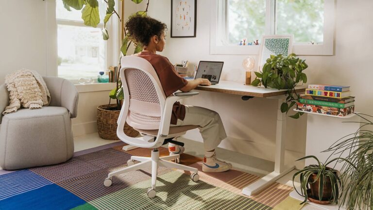 Haworth-Breck-Office-Chair-01.jpg