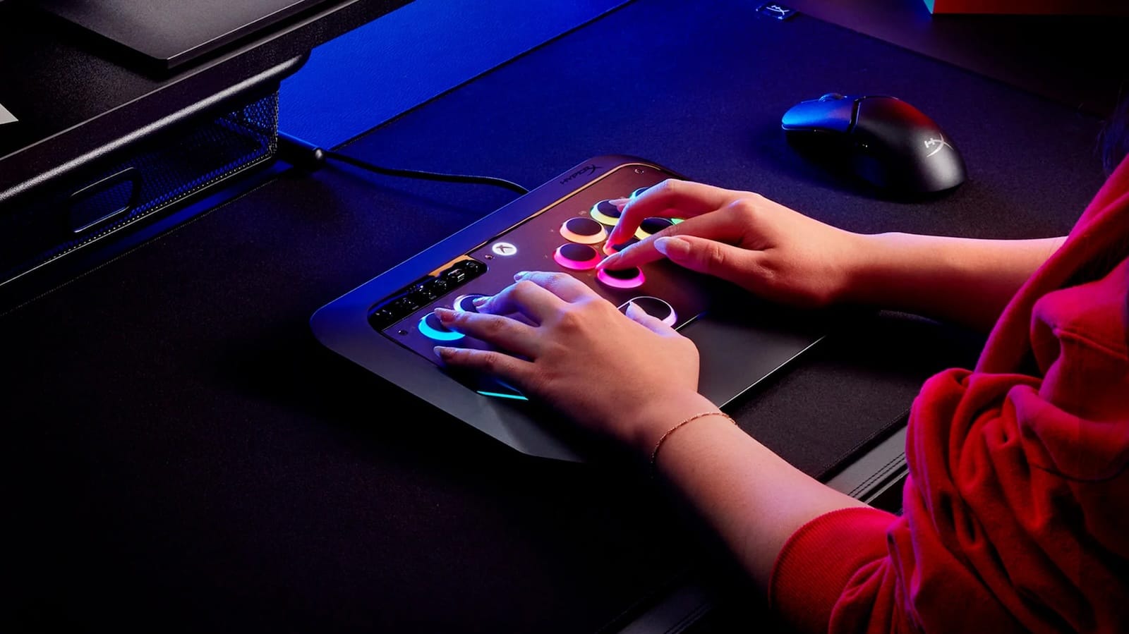HyperX-Clutch-Tachi-03.jpg