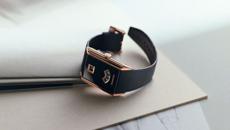 Neo-Frame-Jumping-Hour-Watch-01.jpg