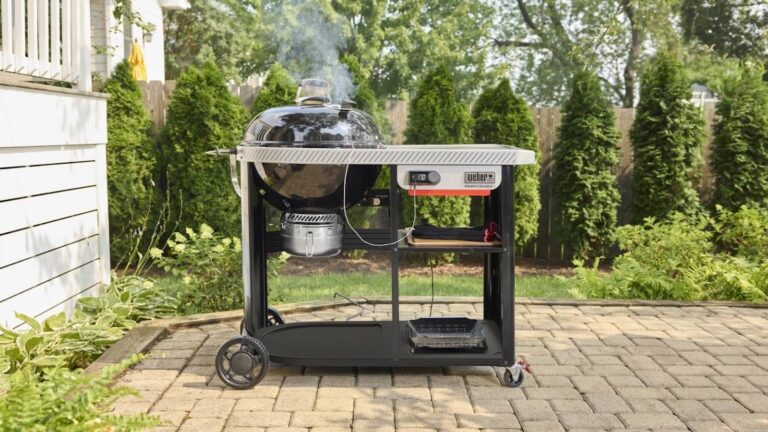 Weber-22-inch-Performer-Smart-Charcoal-Grill-01.jpg