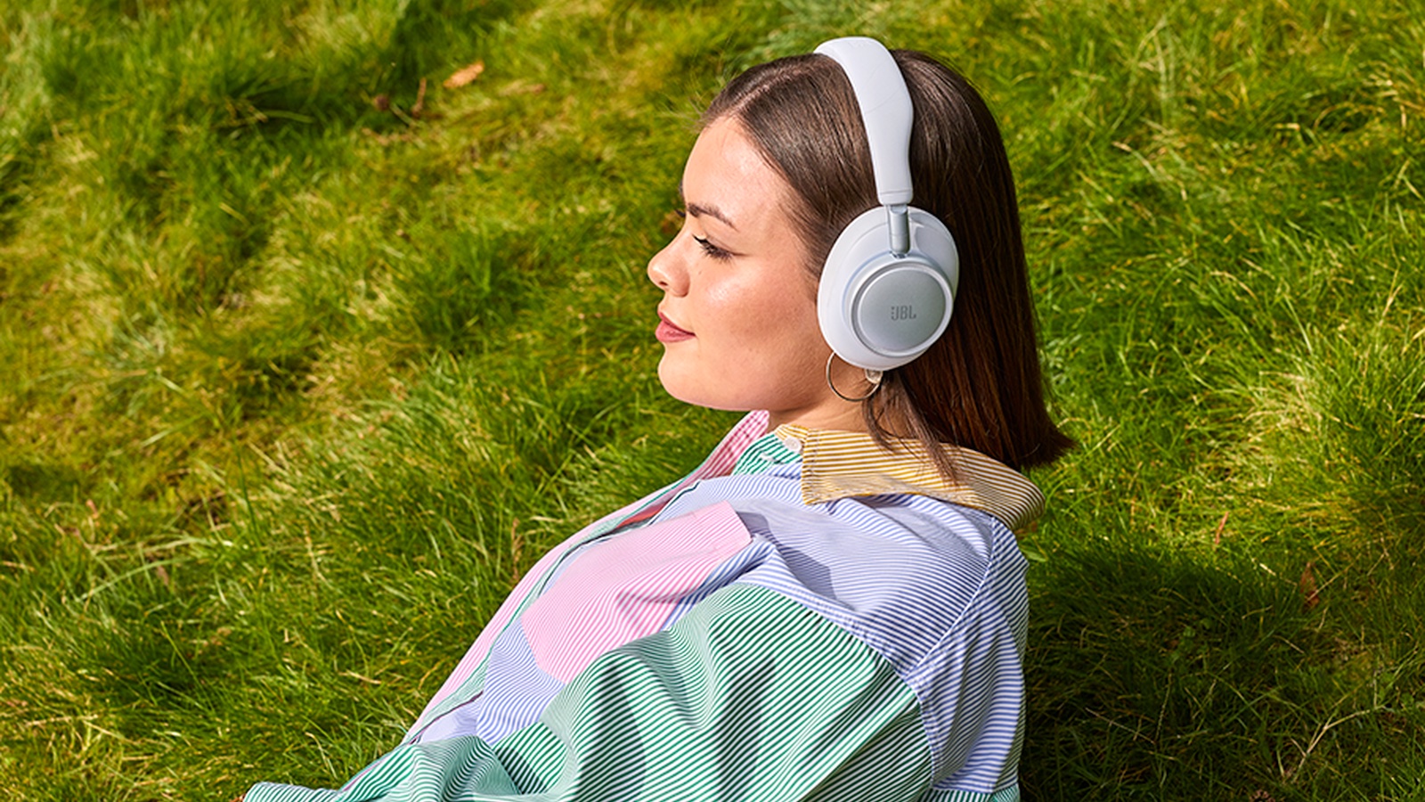 JBL-Live-780NC-01.jpg