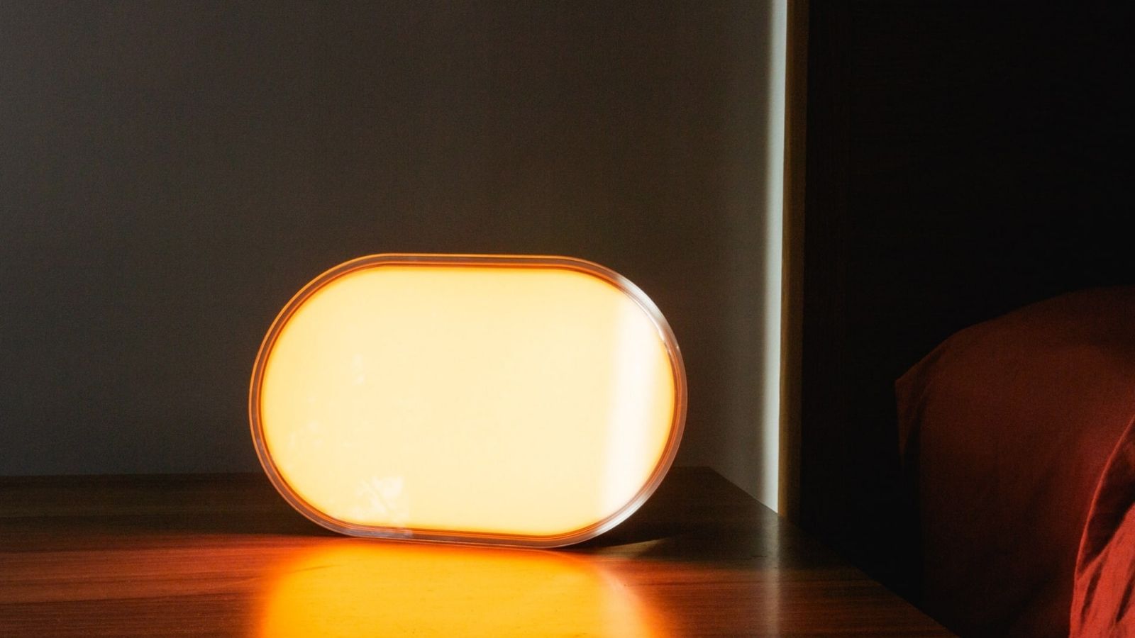 LIFX-Luna-Smart-Lamp-02.jpg