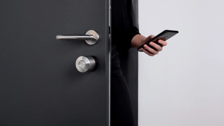Nuki-Smart-Lock-Pro-01.jpg