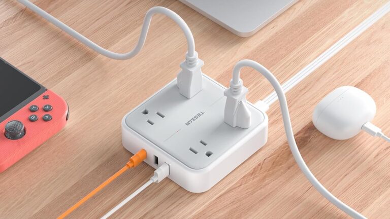 TESSAN-Surge-Protector-Power-Strip-02.jpg