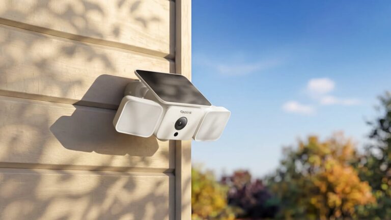 Reolink-Solar-Floodlight-Cam-01.jpg