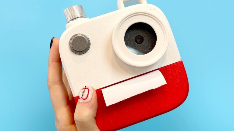 AI-Poetry-Camera-01.jpg