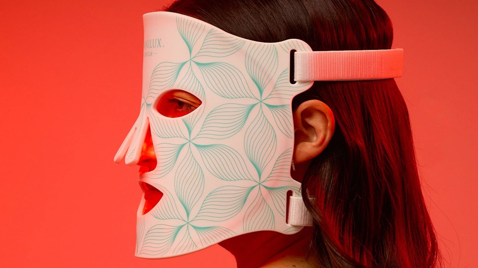 Omnilux-Contour-Face-02.jpg