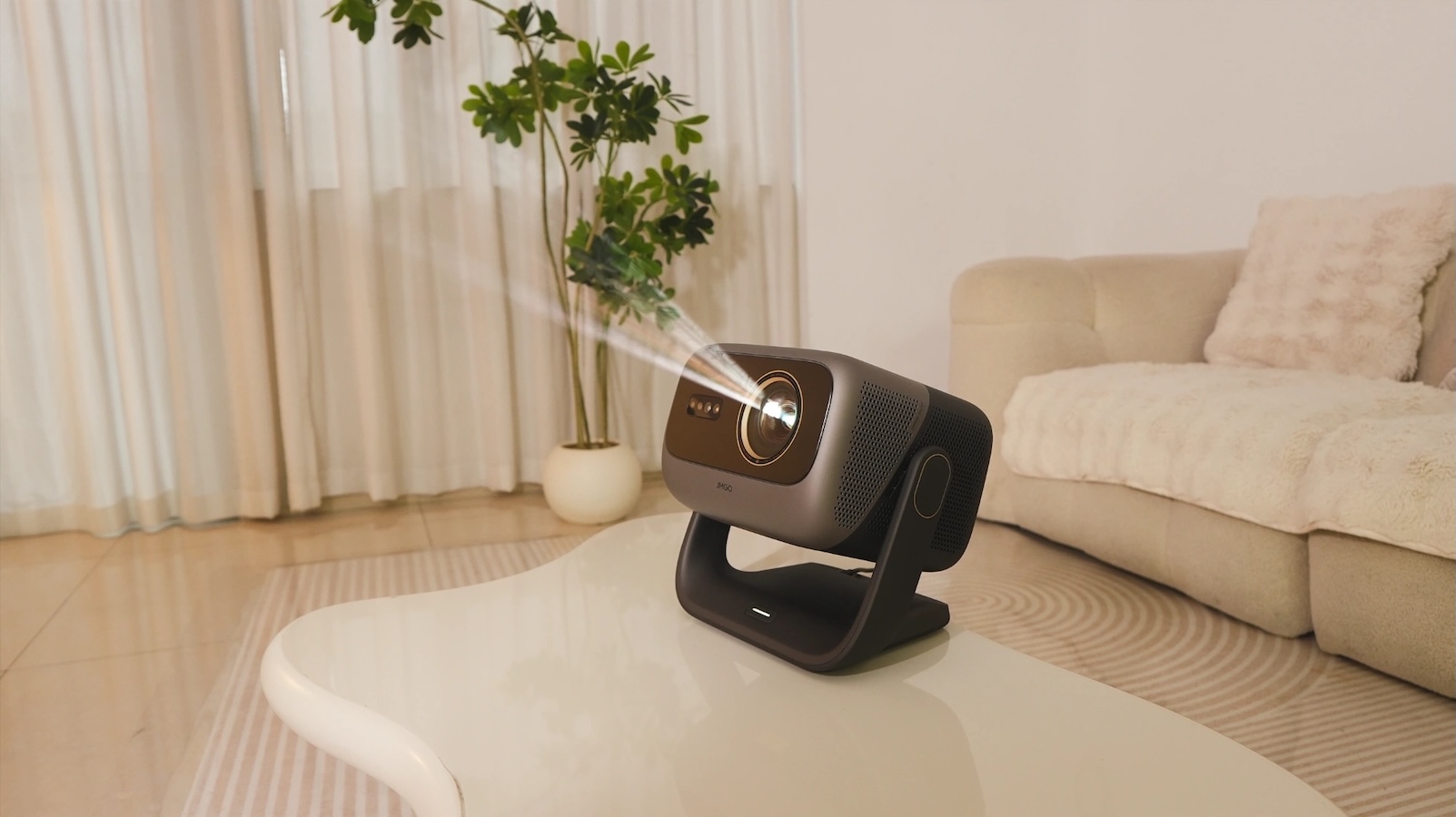 JMGO-N3-Ultimate-4K-AI-Gimbal-Projector-01.jpeg