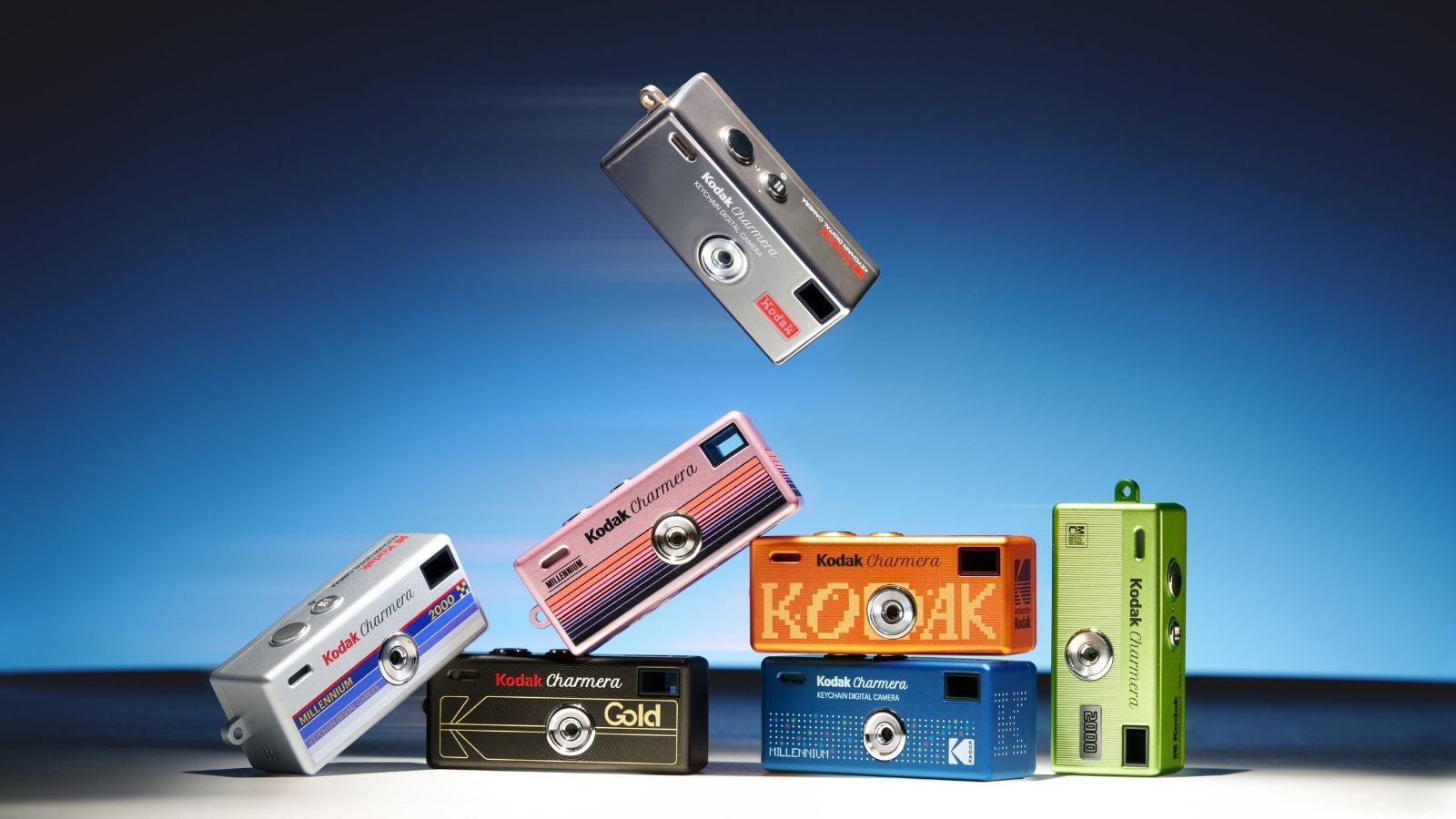 Kodak-Charmera-Millennium-Keychain-Digital-Camera-03.jpg
