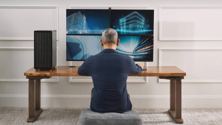 Uplift-Standing-Desk-03.jpg