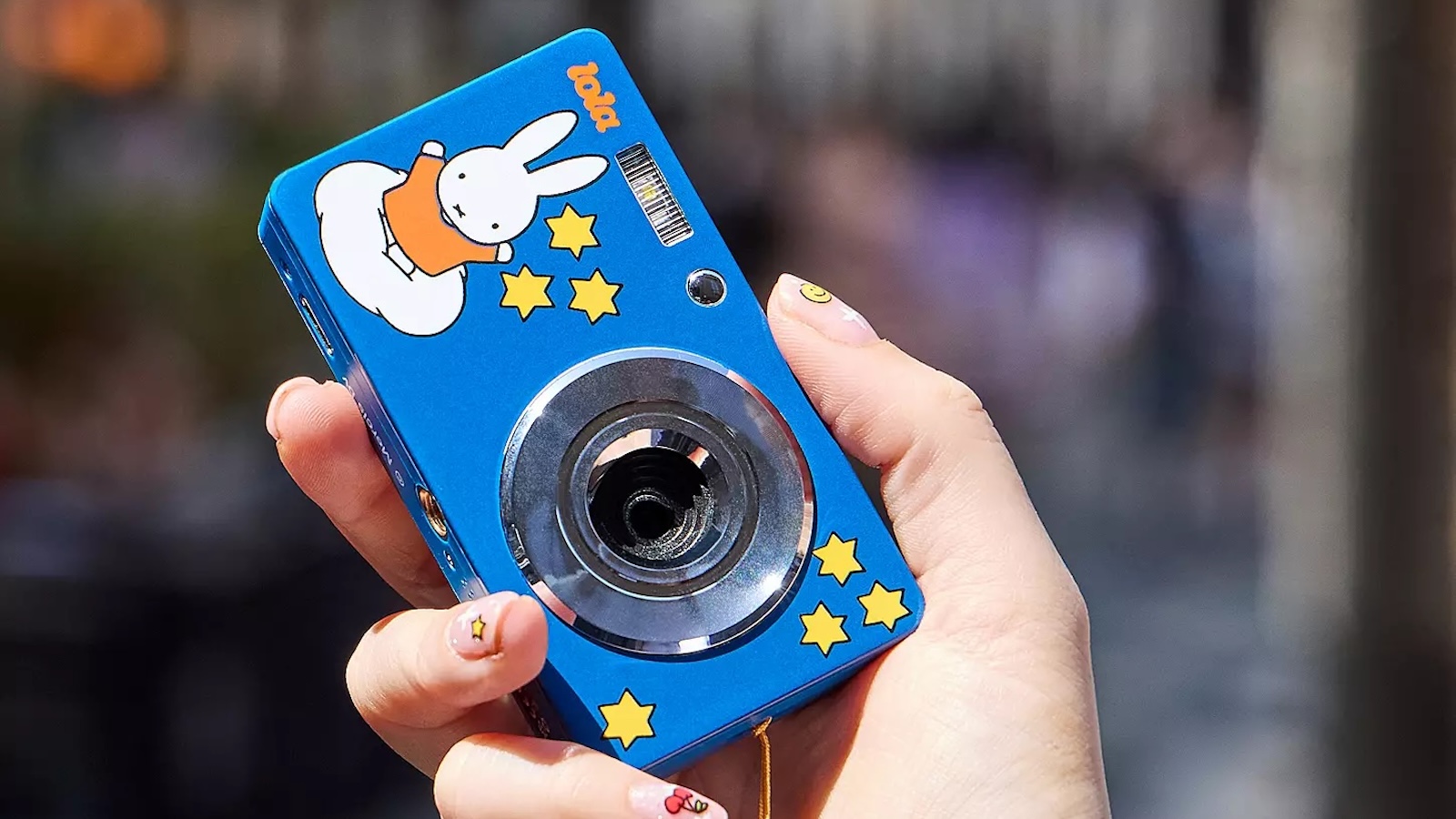 Lola-x-Miffy-Digital-Camera-new-01.jpeg